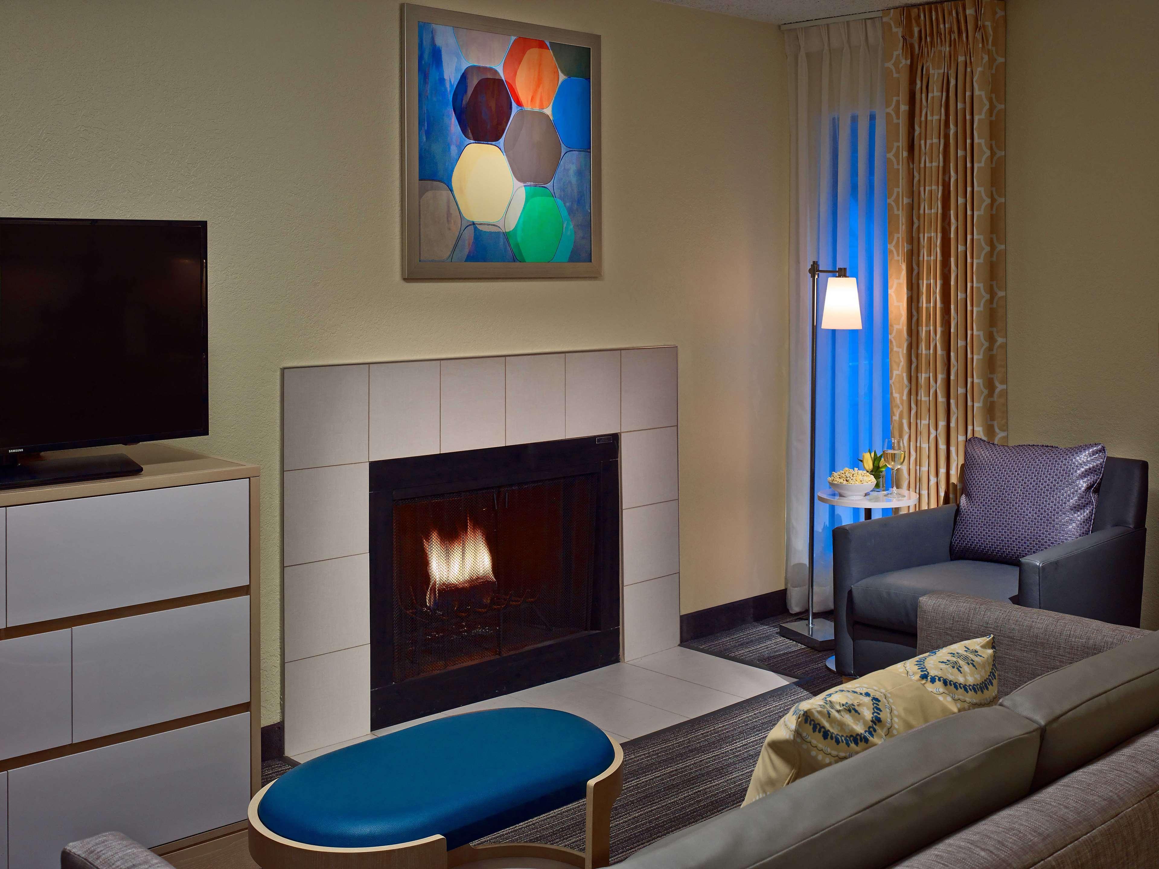 Sonesta Es Suites Cincinnati - Blue Ash Exterior photo