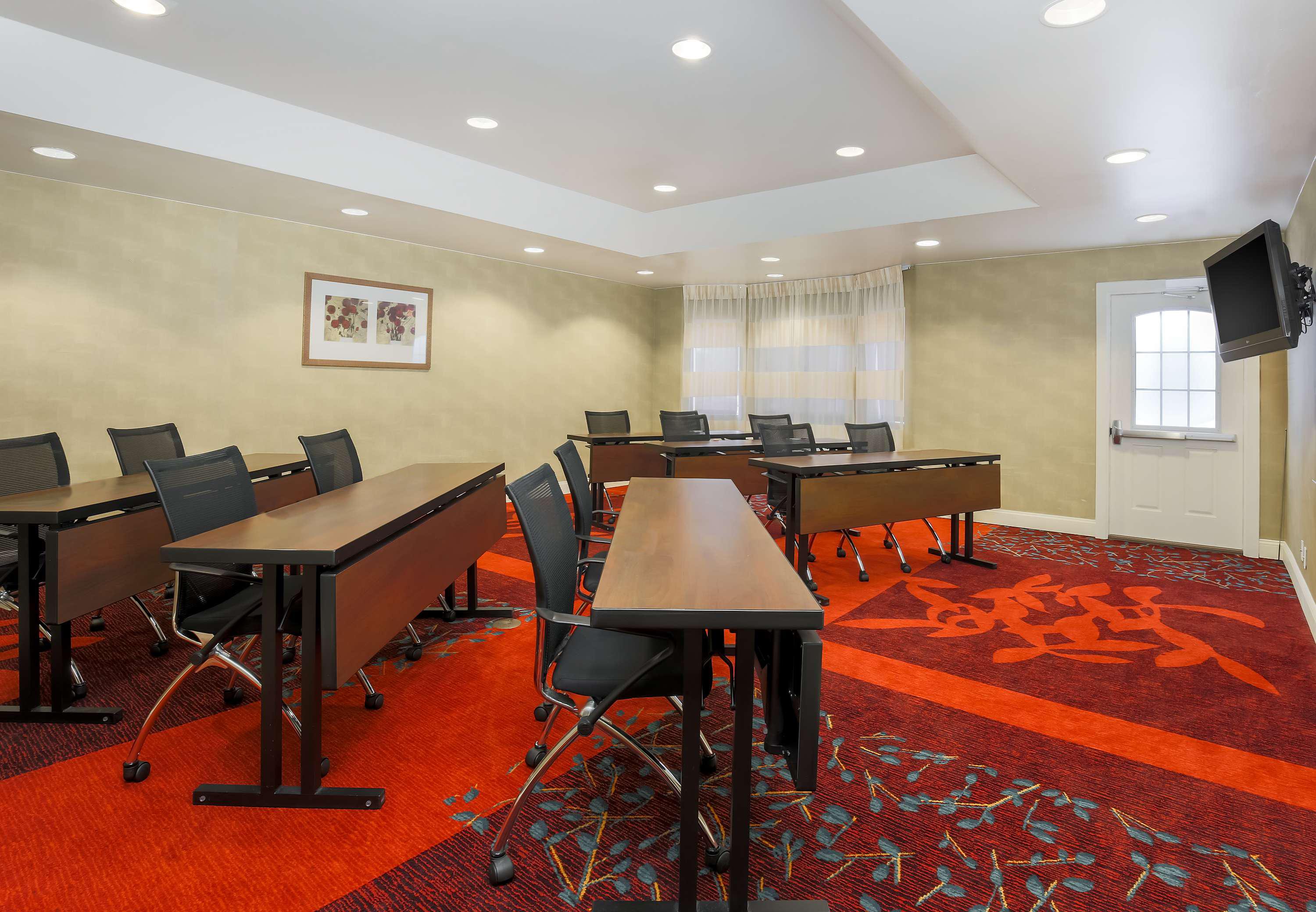 Sonesta Es Suites Cincinnati - Blue Ash Exterior photo